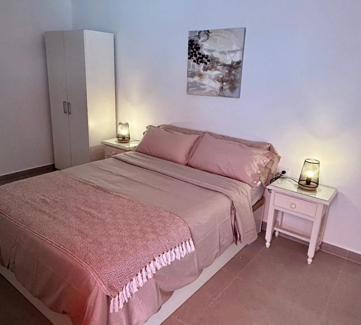 Apartamento La Colina アロナ アパート