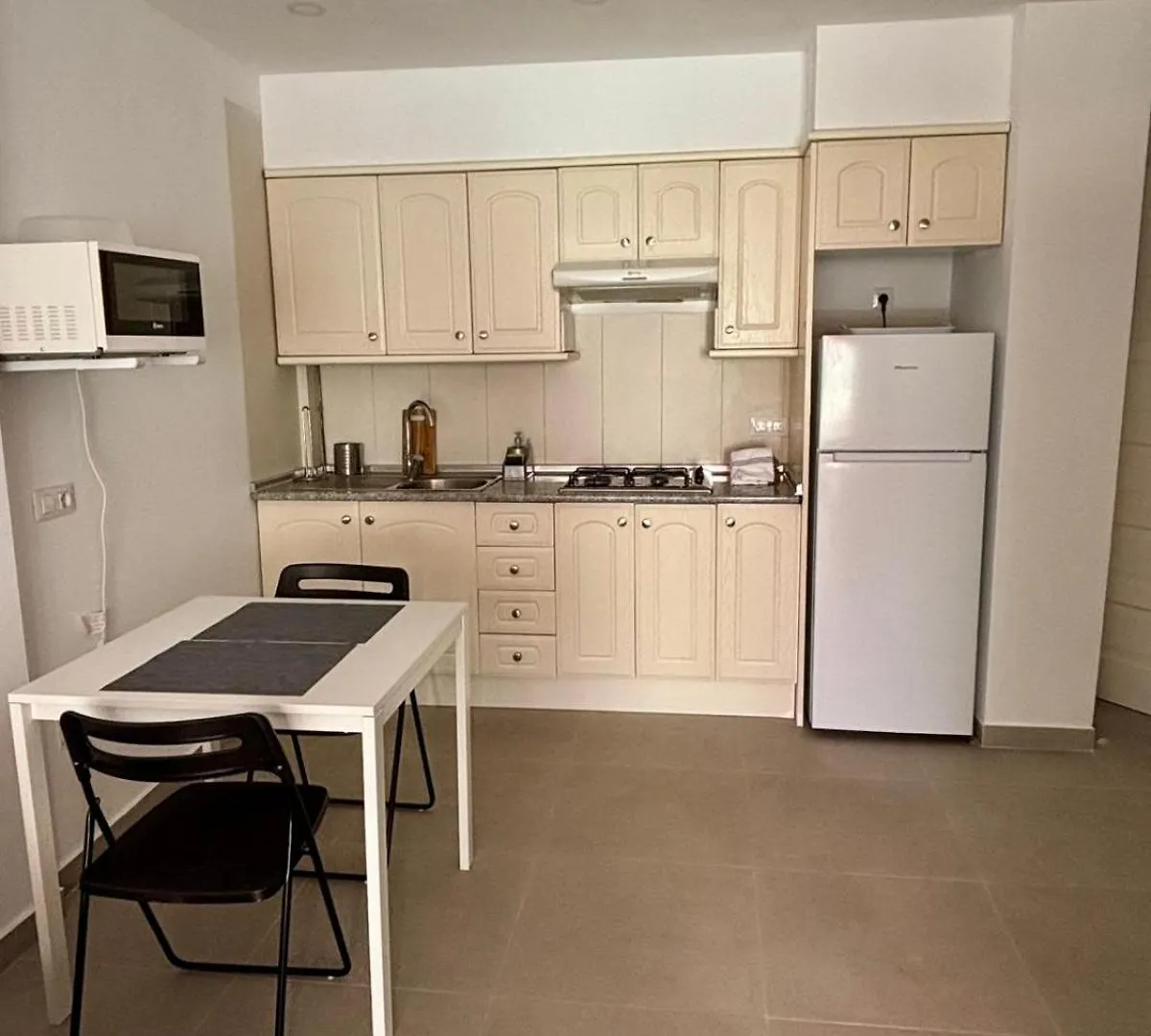Apartamento La Colina アロナ アパート