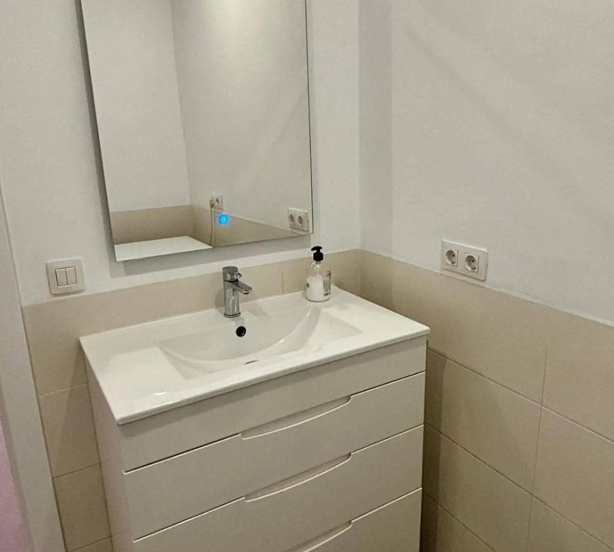 Apartamento La Colina アロナ アパート